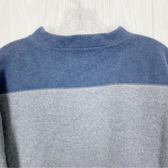 Ted Baker | Gray & Blue Color Block Fleece V-Neck Sweater Size 5 (XL) - Picture 4 of 12